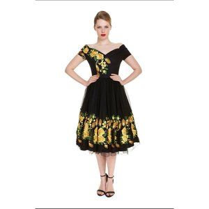 Pretty Dress Company Fatale Southern Belle Embroidered Prom Dress - UK 8 / US 4